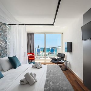 Deluxe Zimmer mit Kingsize-Bett